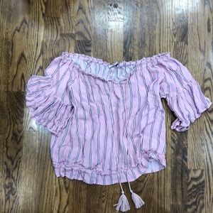 American Eagle Outfitters Short Sleeved Shirt